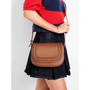 Old Navy Saddle Crossbody Bag Cognac Brown